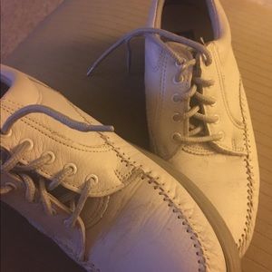 Women’s Bowling Shoes